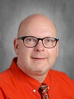 Image of Daniel Lesniak